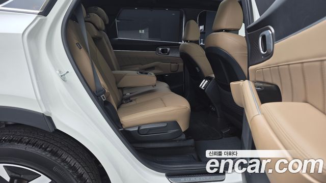 Kia Sorento (IV) Gasoline 2.5T 2WD Noblesse 2024 — фото 11