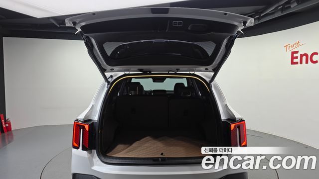 Kia Sorento (IV) Gasoline 2.5T 2WD Noblesse 2024 — фото 17