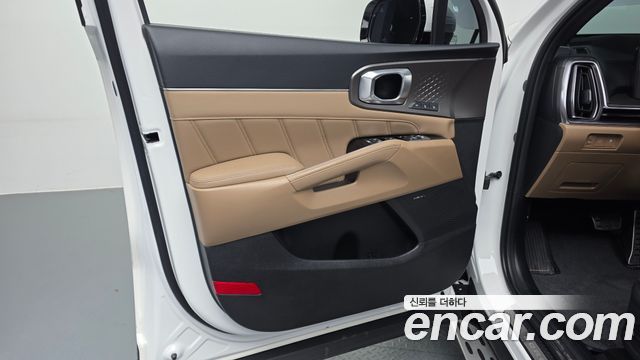 Kia Sorento (IV) Gasoline 2.5T 2WD Noblesse 2024 — фото 24