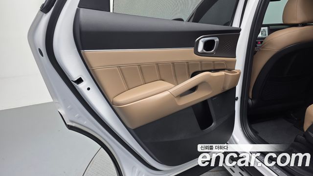 Kia Sorento (IV) Gasoline 2.5T 2WD Noblesse 2024 — фото 25