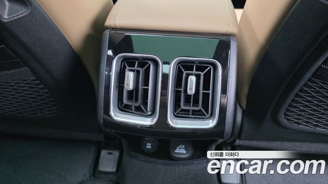 Kia Sorento (IV) Gasoline 2.5T 2WD Noblesse 2024 — фото 35