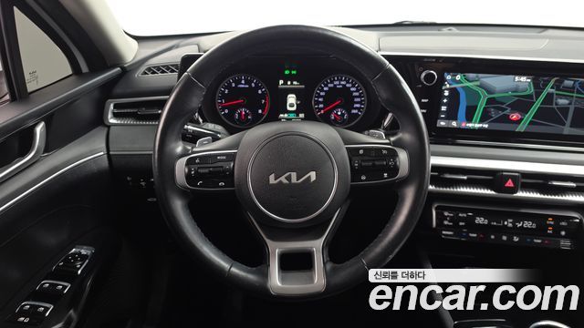 Kia K5 (III) 2.0 Trendy 2022 — фото 12