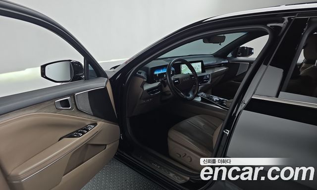 Kia K8 2.5 Gasoline 2WD Noblesse 2023 — фото 10