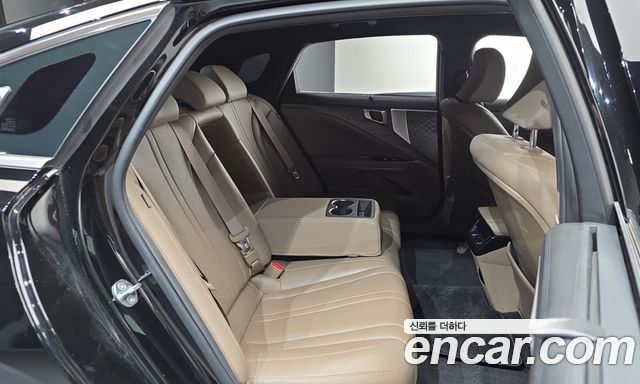 Kia K8 2.5 Gasoline 2WD Noblesse 2023 — фото 11