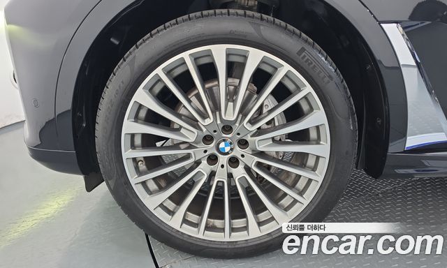 BMW X7 (G07) xDrive 40i Design Pure Excellence 7-Seater 2022 — фото 5