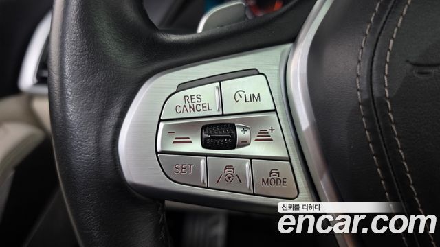 BMW X7 (G07) xDrive 40i Design Pure Excellence 7-Seater 2022 — фото 17