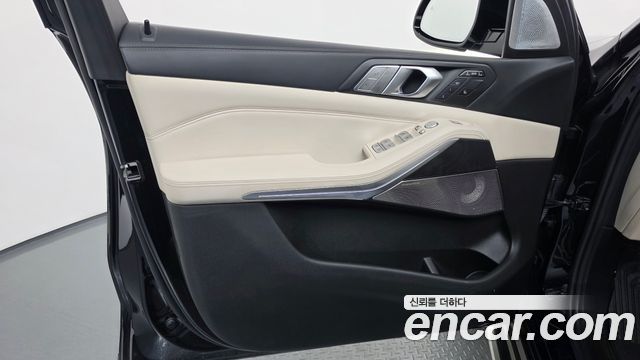 BMW X7 (G07) xDrive 40i Design Pure Excellence 7-Seater 2022 — фото 24