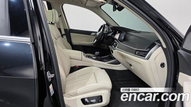 BMW X7 (G07) xDrive 40i Design Pure Excellence 7-Seater 2022 — фото 26