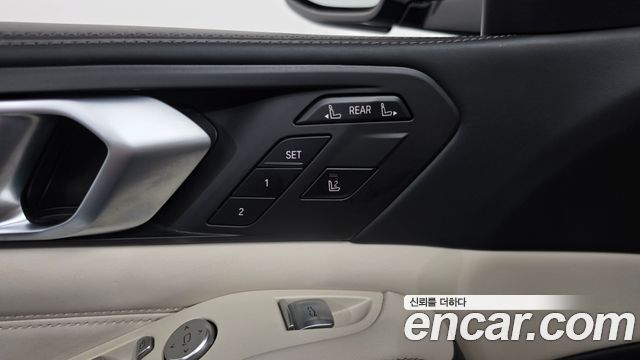 BMW X7 (G07) xDrive 40i Design Pure Excellence 7-Seater 2022 — фото 27