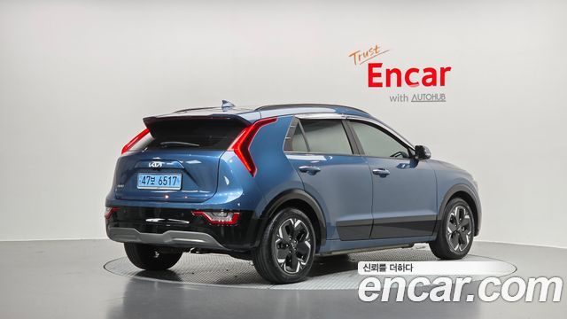 Kia Niro EV Earth 2023 — фото 2