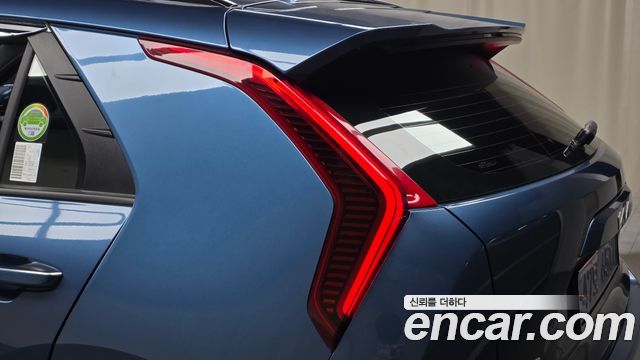 Kia Niro EV Earth 2023 — фото 23