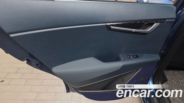 Kia Niro EV Earth 2023 — фото 25
