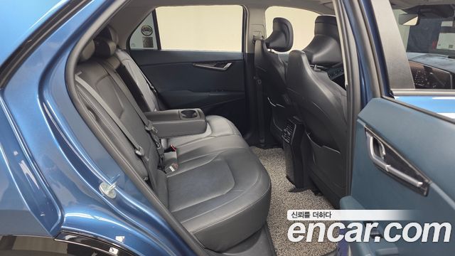 Kia Niro EV Earth 2023 — фото 26