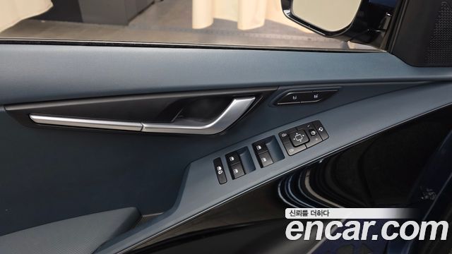 Kia Niro EV Earth 2023 — фото 29