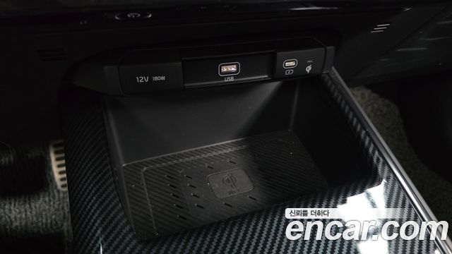 Kia Niro EV Earth 2023 — фото 31