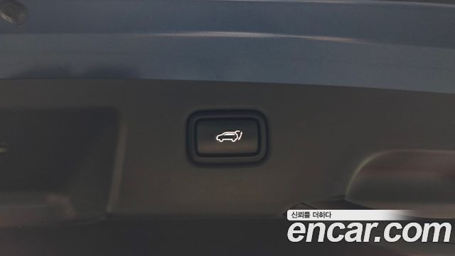 Kia Niro EV Earth 2023 — фото 32