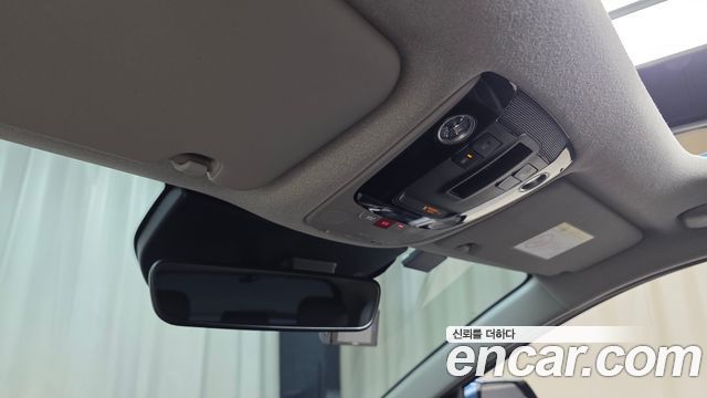 Kia Niro EV Earth 2023 — фото 34