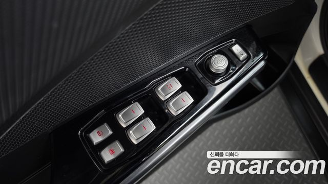KG Mobility (SsangYong) Tivoli Armor VX 2WD 2019 — фото 27