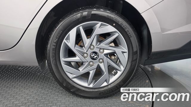 Hyundai Avante (CN7) 1.6 Modern 2024 — фото 21