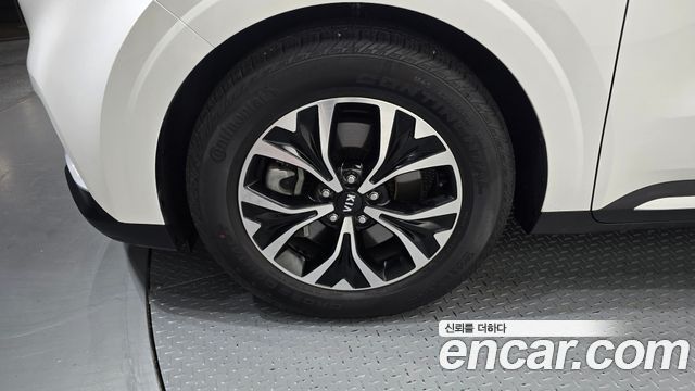 Kia Carnival (IV) Gasoline 9-Seater Noblesse 2021 — фото 5