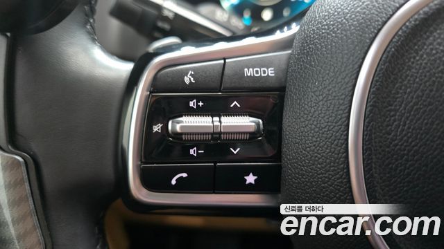 Kia Carnival (IV) Gasoline 9-Seater Noblesse 2021 — фото 16