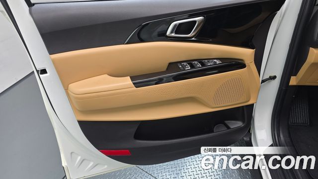 Kia Carnival (IV) Gasoline 9-Seater Noblesse 2021 — фото 24