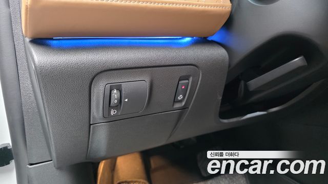 Renault Korea SM6 1.8 TCe Premiere 2022 — фото 28