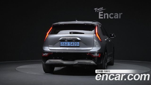Kia Niro EV Air 2023 — фото 4