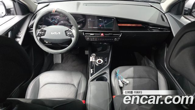 Kia Niro EV Air 2023 — фото 7