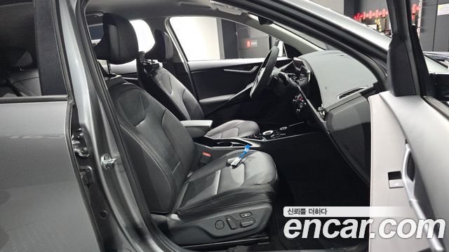 Kia Niro EV Air 2023 — фото 16