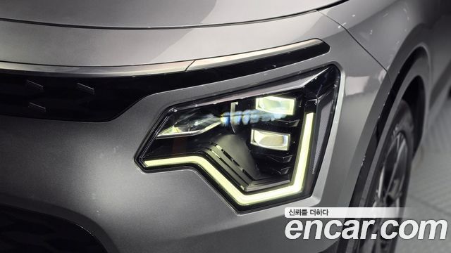 Kia Niro EV Air 2023 — фото 28