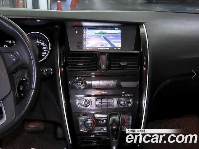 Renault Korea SM7 Nova 2.5 V6 2017 — фото 15