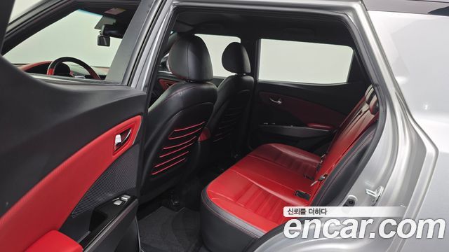 KG Mobility (SsangYong) Tivoli LX 2WD 2017 — фото 16