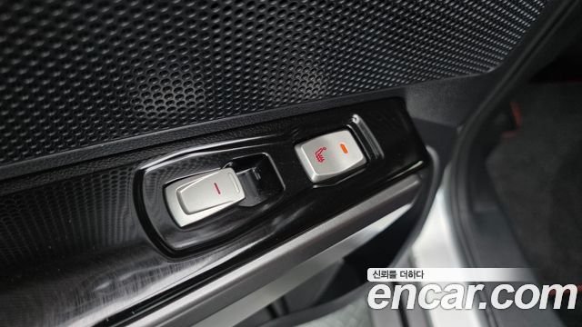 KG Mobility (SsangYong) Tivoli LX 2WD 2017 — фото 17