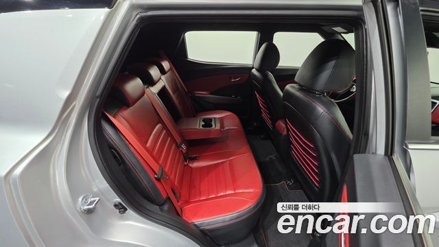 KG Mobility (SsangYong) Tivoli LX 2WD 2017 — фото 18