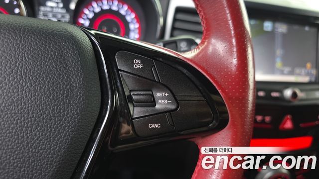 KG Mobility (SsangYong) Tivoli LX 2WD 2017 — фото 27