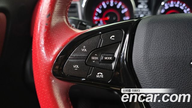 KG Mobility (SsangYong) Tivoli LX 2WD 2017 — фото 33