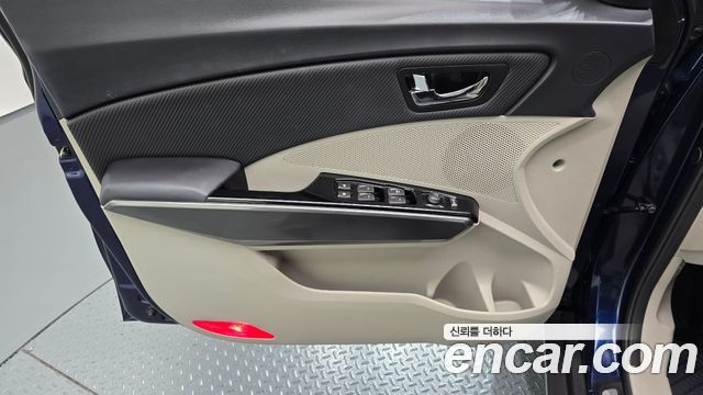 KG Mobility (SsangYong) Very New Tivoli Gasoline 1.5 2WD V5 2020 — фото 24