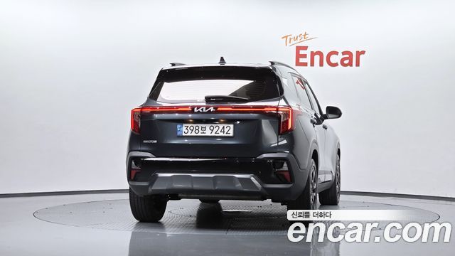 Kia Seltos Gasoline 1.6 Turbo 2WD Gravity 2023 — фото 4
