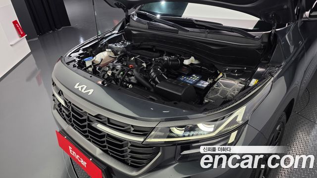 Kia Seltos Gasoline 1.6 Turbo 2WD Gravity 2023 — фото 6
