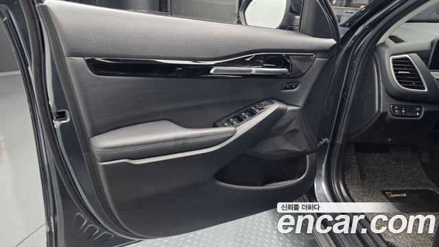 Kia Seltos Gasoline 1.6 Turbo 2WD Gravity 2023 — фото 24