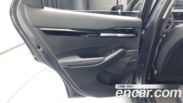 Kia Seltos Gasoline 1.6 Turbo 2WD Gravity 2023 — фото 25