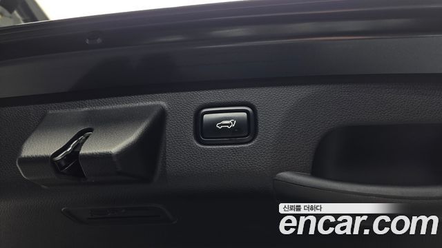 Kia Seltos Gasoline 1.6 Turbo 2WD Gravity 2023 — фото 32