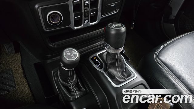 Jeep Wrangler (JL) 2.0 Sahara 4Door 2018 — фото 9