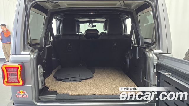 Jeep Wrangler (JL) 2.0 Sahara 4Door 2018 — фото 18