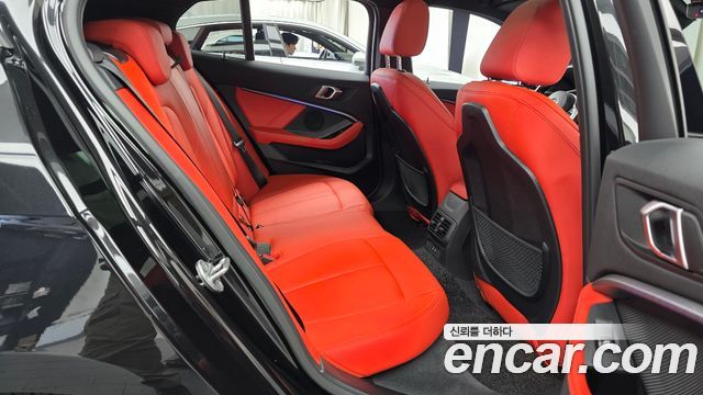 BMW 1 Series (F40) 118d M Sport 2021 — фото 11