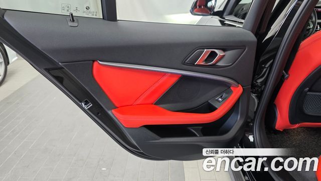 BMW 1 Series (F40) 118d M Sport 2021 — фото 25