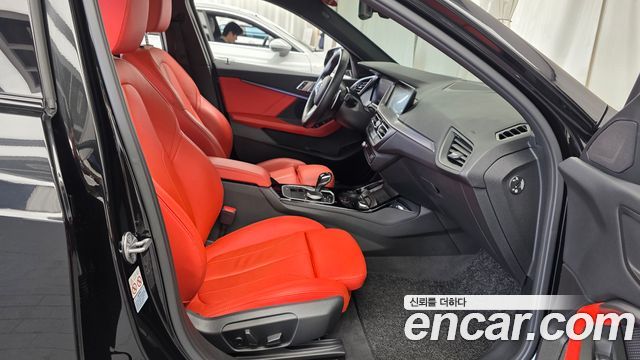 BMW 1 Series (F40) 118d M Sport 2021 — фото 26