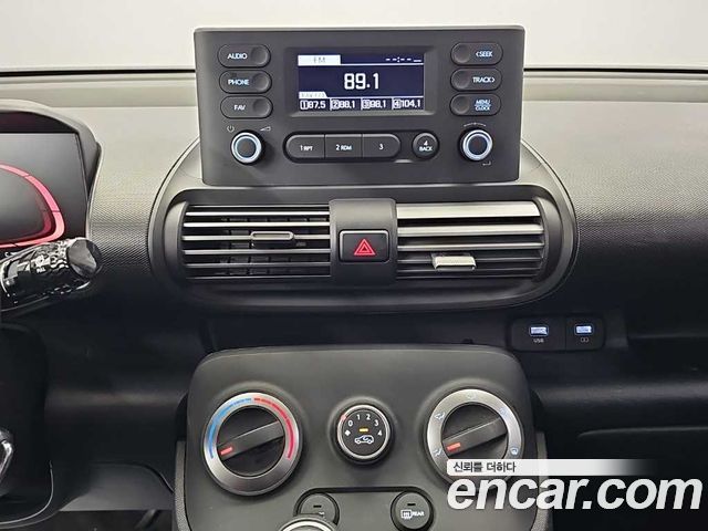 Hyundai Casper Van Smart 2023 — фото 10