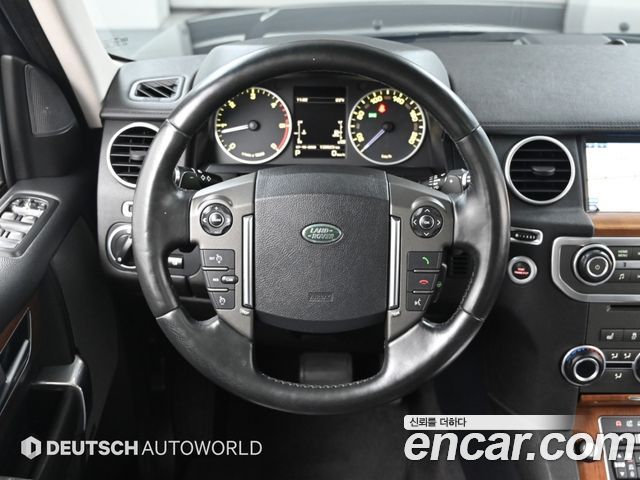 Land Rover Discovery 5 2.0 SD4 SE 2016 — фото 16